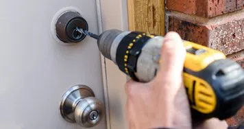 Savage MN Locksmith Store Savage, MN 952-378-2194 Savage MN Locksmith Store Savage, MN 952-378-2194 - 13-Key-Broke-In-Lock